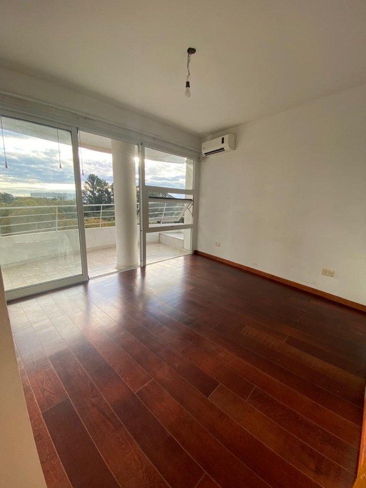 DEPARTAMENTO EN ALQUILER ARROYITO