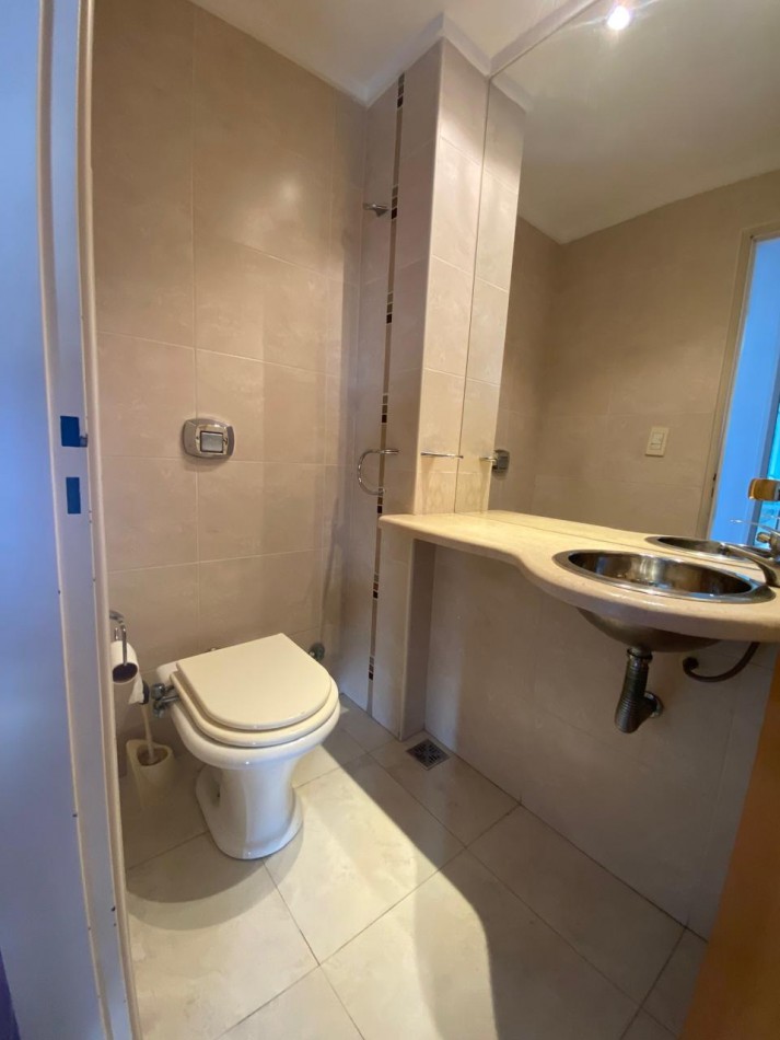 DEPARTAMENTO EN ALQUILER ARROYITO